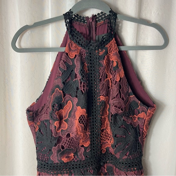 ALEXIA ADMOR Dress Burgundy Lace Midi Sheath Sleeveless Halter neck Sz M ALEXIA ADMOR Dress Burgundy Lace Midi Sheath Sleeveless Halter neck Sz M